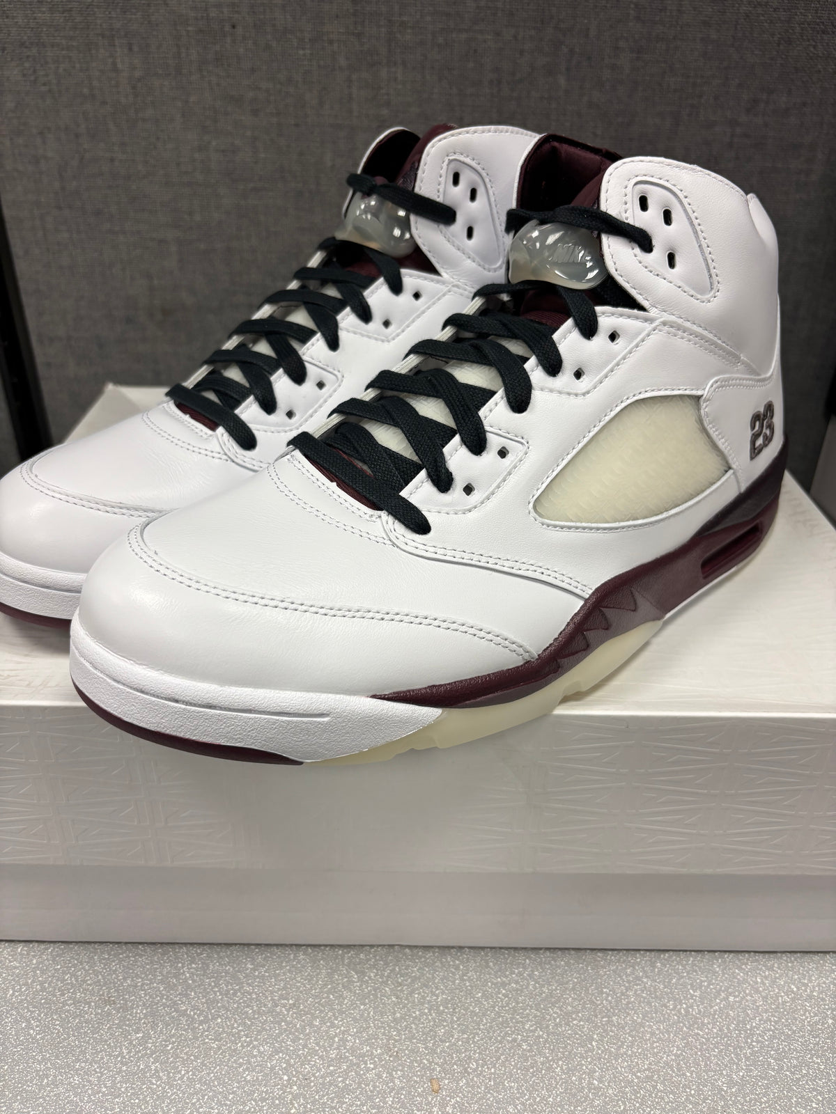 Jordan 5 Retro “A Ma Maniére Black Collective”