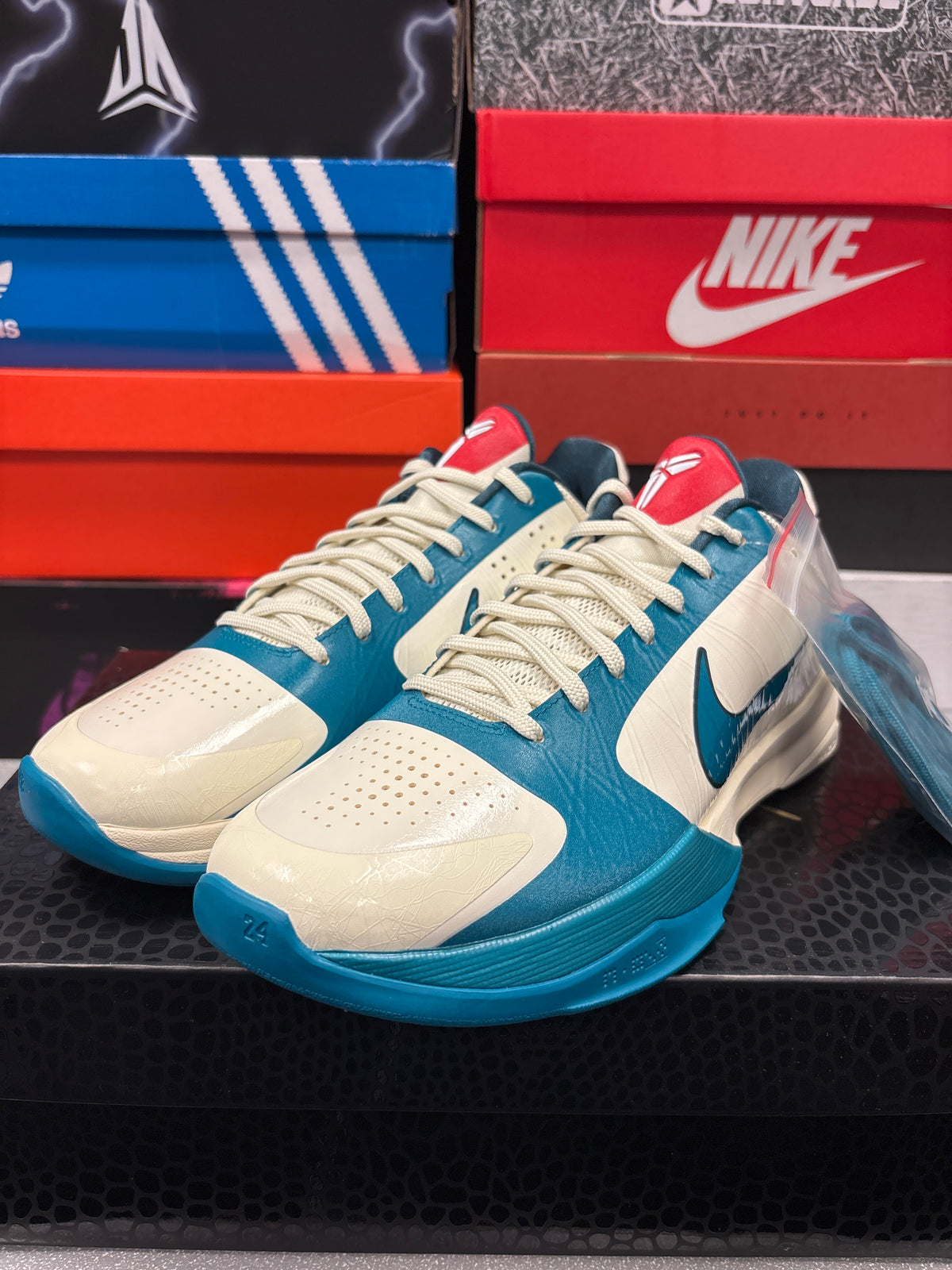 Nike Kobe 5 Protro “Scrabble”