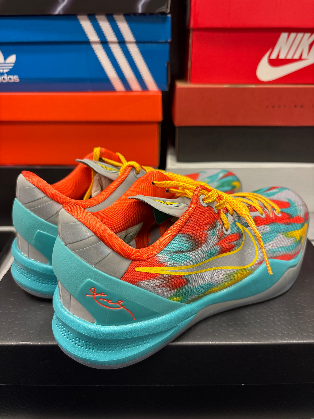 Nike Kobe 8 Protro “Venice Beach”