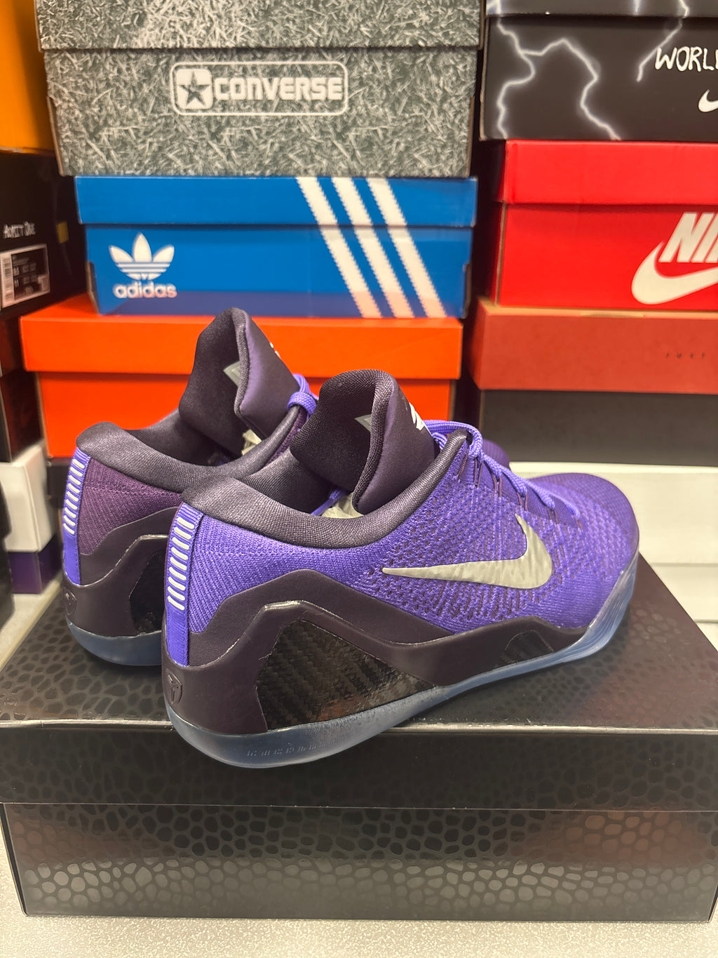 Nike Kobe 9 Elite Low Protro “Moonwalker”