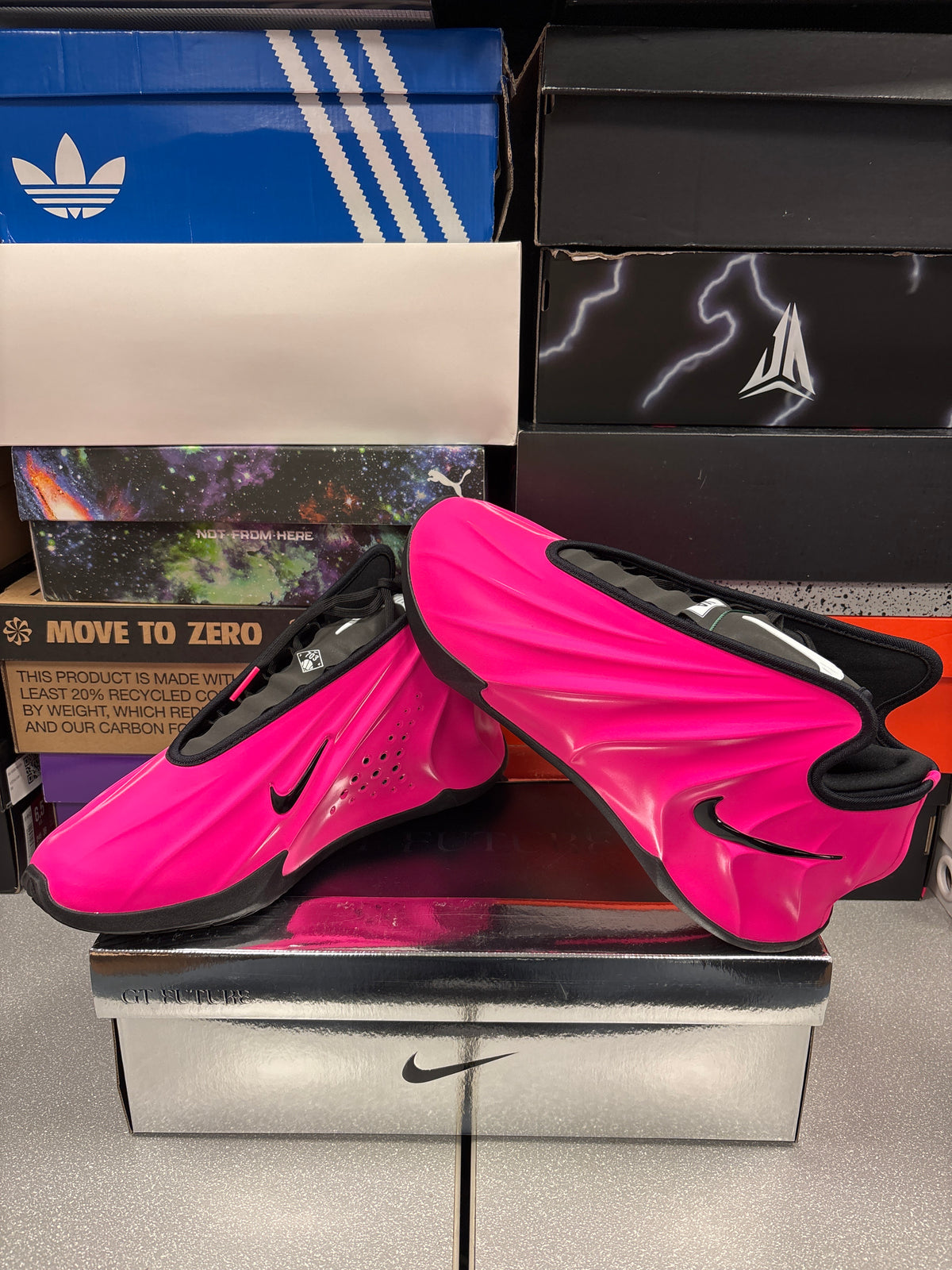 Nike GT Future Hyper Pink