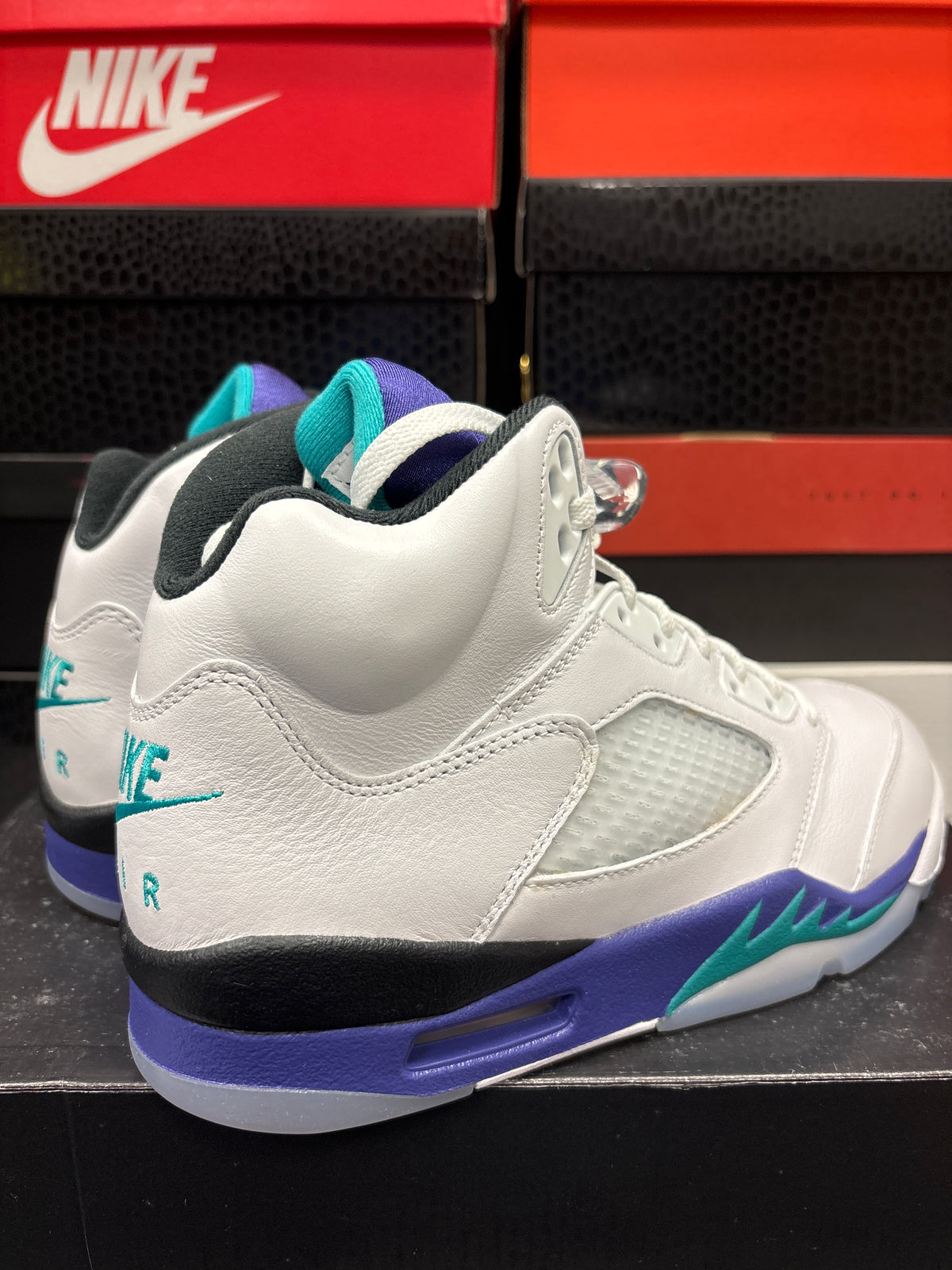 Jordan 5 Retro “Grape”