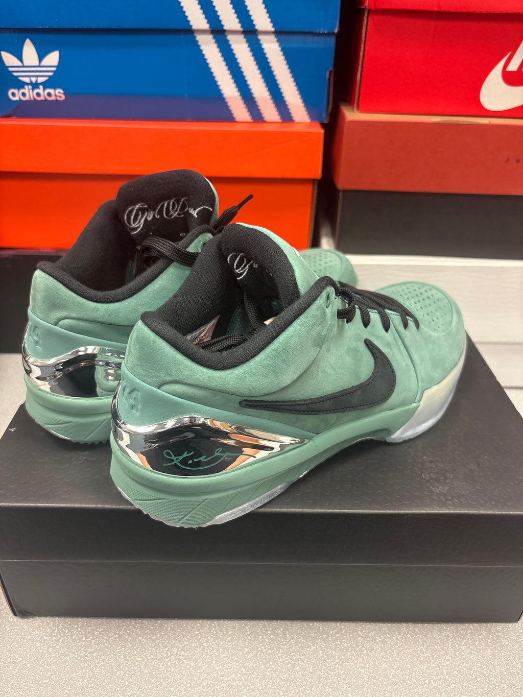 Nike Kobe 4 Protro “Girl Dad”