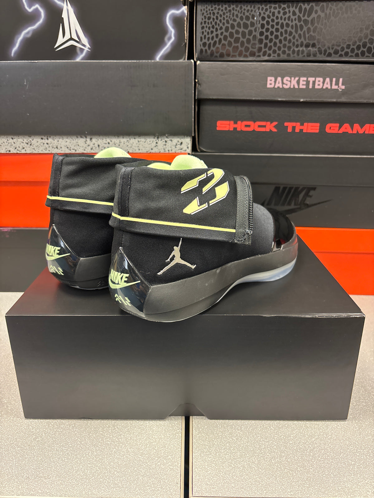 Jordan 40-28 “Black Volt”