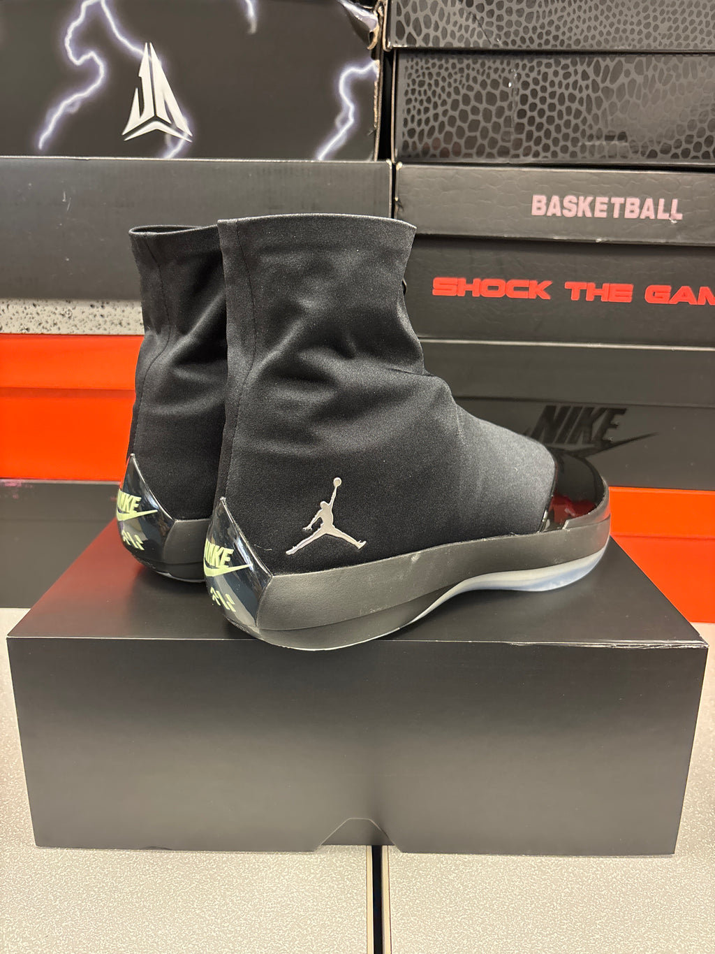 Jordan 40-28 “Black Volt”