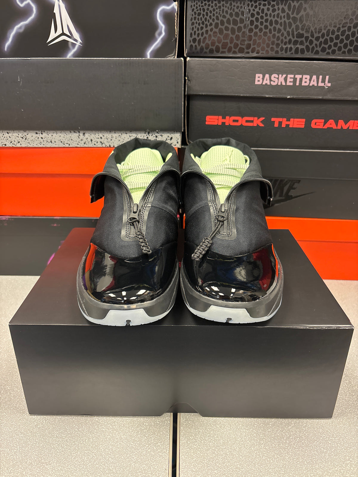 Jordan 40-28 “Black Volt”