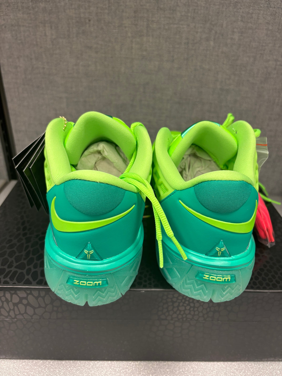 Nike Kobe 3 Low Protro “Grinch”